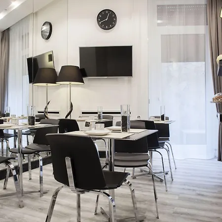 Bed & Breakfast Lhp Parco Margherita Naples